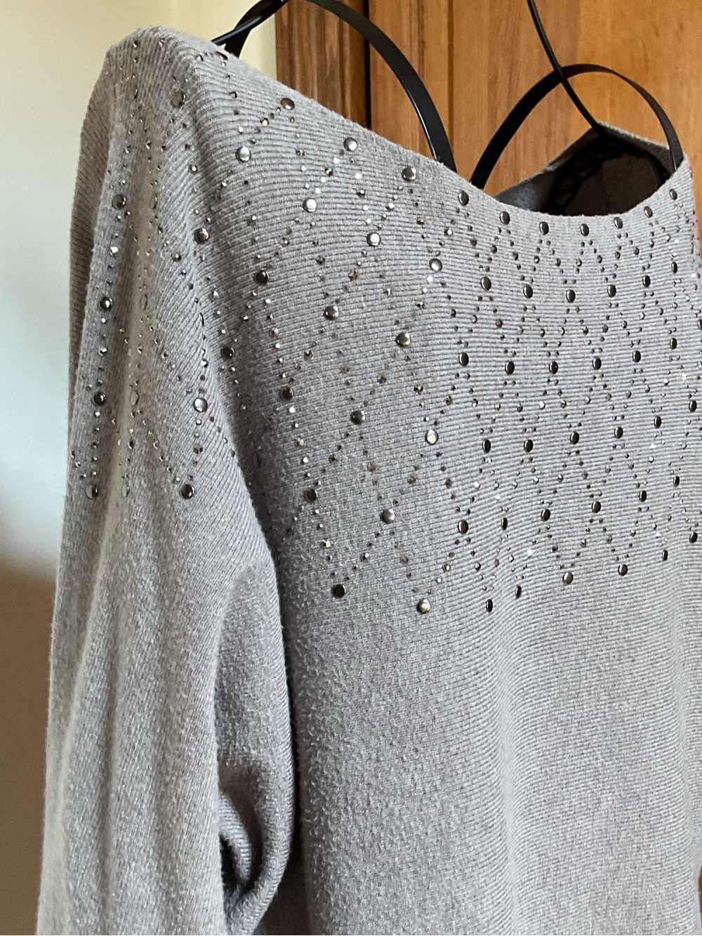 Villa Milano Embellished Taupe Off-the-Shoulder Sweater XL - Picture 2 of 7